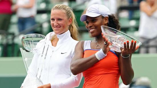 阿扎伦卡新星败北表现惊艳，FPX未来可期！